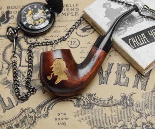 Fajka z drewna gruszki "ZESTAW" z grawerunkiem "Sherlock Holmes" ze stojakiem i ubijakiem